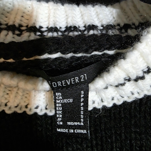 Forever 21 Cherry Bow Graphic Sweater - Picture 3 of 5